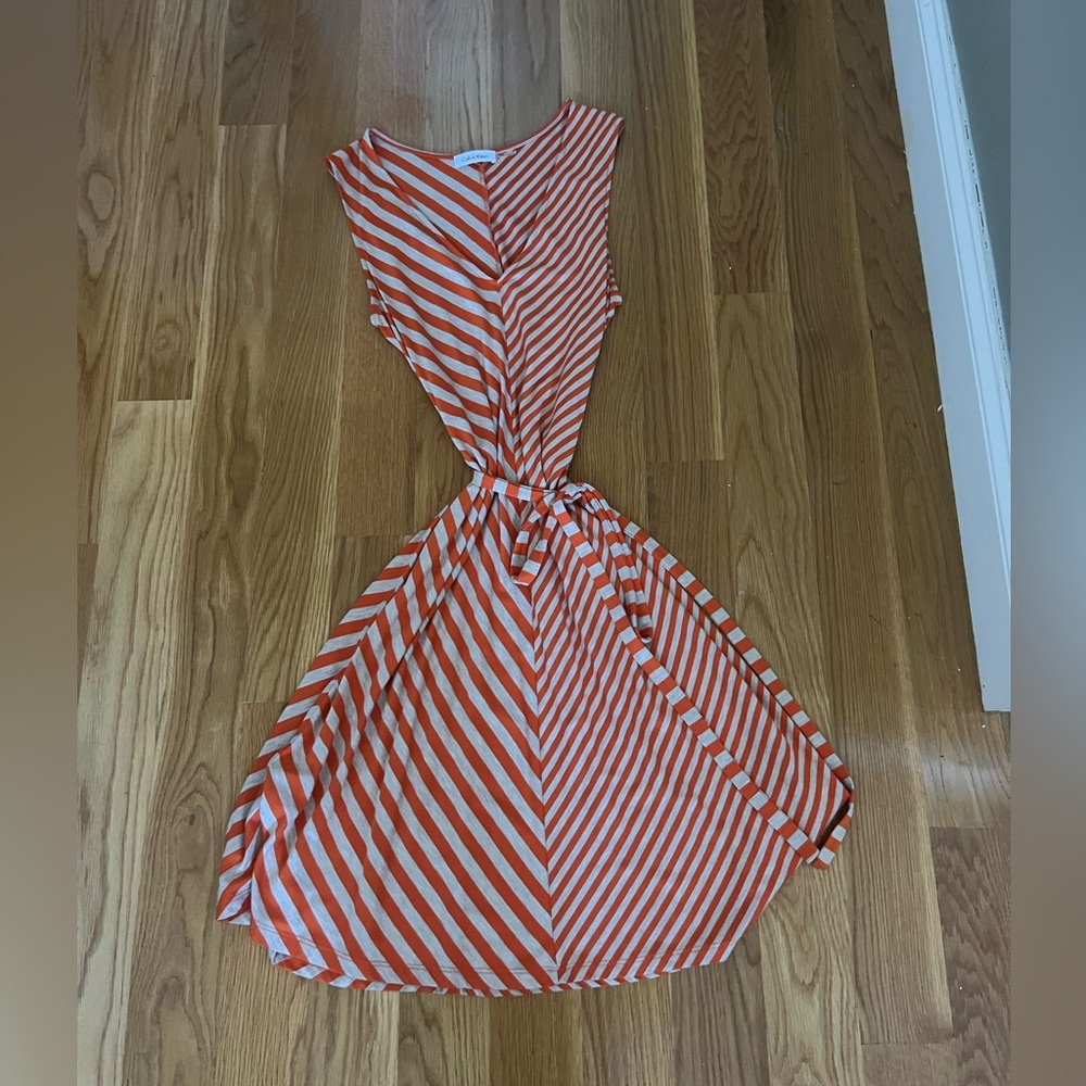 Calvin Klein Orange and Tan Chevron Midi Dress - Size 6